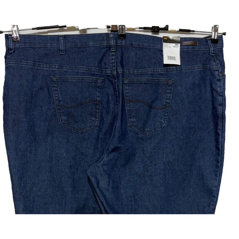 Lee Jeans Womens 28W‎ Blue Relaxed Straight Hi Rise Stretch Actual 50X33 NWT